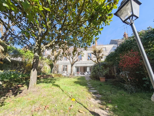 Image d'un maison 10 pièces 219 m² à 988000€ à tours (37200)