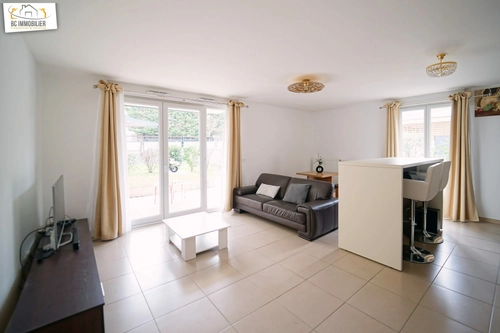 Image d'un appartement 3 pièces 65 m² à 370000€ à ferney-voltaire (01210)