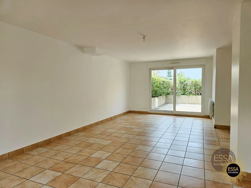 Image d'un appartement 5 pièces 102 m² à 2420€ à noisy-le-roi (78590)