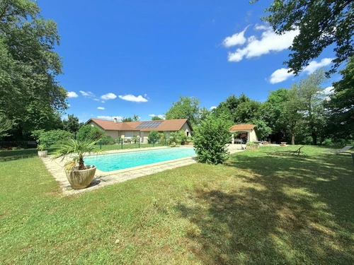 Image d'un maison 8 pièces 200 m² à 995000€ à chaponost (69630)