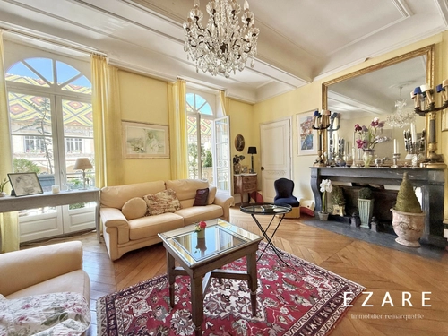Image d'un maison 15 pièces 470 m² à 450000€ à gray (70100)