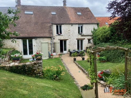 Image d'un maison 9 pièces 203 m² à 379000€ à fontainebleau (77300)