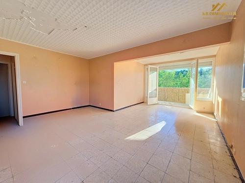 Image d'un appartement 5 pièces 92 m² à 120000€ à privas (07000)