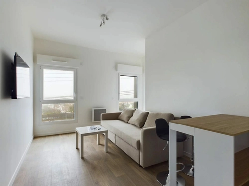 Image d'un appartement meublé 1 pièce 21 m² à 807€ à palaiseau (91120)