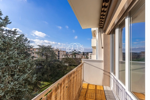 Image d'un appartement 2 pièces 62 m² à 280000€ à caluire-et-cuire (69300)