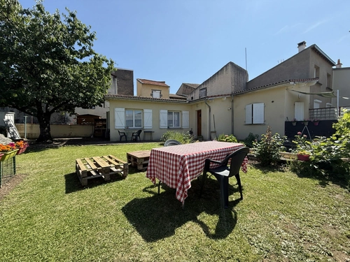 Image d'un maison 9 pièces 100 m² à 264900€ à volvic (63530)