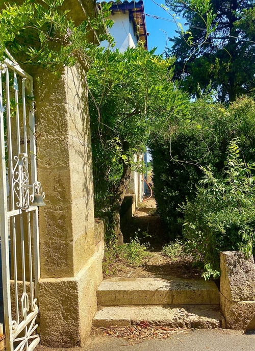 Image d'un maison 9 pièces 399 m² à 859000€ à montagnac (30350)