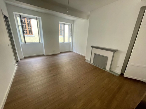 Image d'un appartement 2 pièces 34 m² à 650€ à pau (64000)