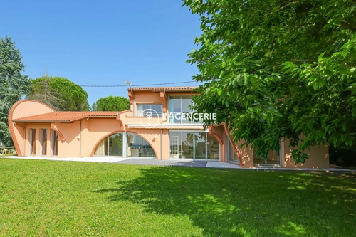 Image d'un maison 5 pièces 172 m² à 510000€ à puygouzon (81990)