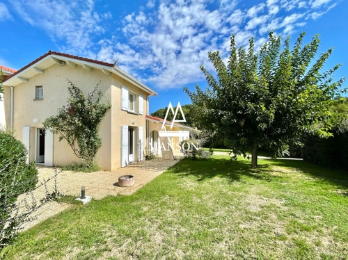 Image d'un maison 7 pièces 175 m² à 467000€ à artigues-près-bordeaux (33370)