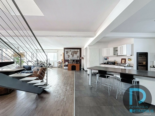 Image d'un appartement 5 pièces 195 m² à 465000€ à villefranche-sur-saône (69400)