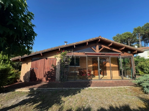 Image d'un maison 4 pièces 89 m² à 399000€ à arès (33740)