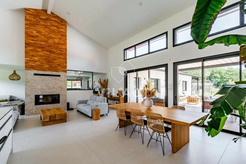 Image d'un maison 7 pièces 210 m² à 890000€ à mios (33380)