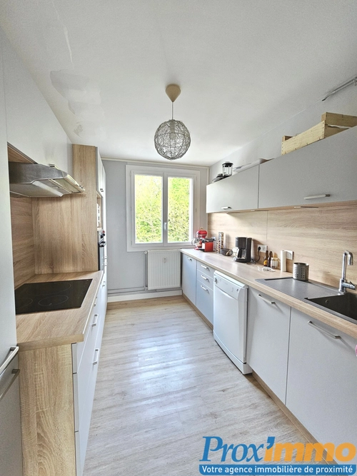 Image d'un appartement 4 pièces 72 m² à 900€ à voiron (38500)