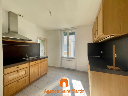 Image d'un appartement 3 pièces 68 m² à 550€ à le teil (07400)