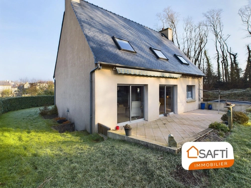 Image d'un maison 6 pièces 140 m² à 249000€ à saint-servais (29400)