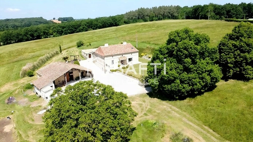 Image d'un maison 8 pièces 236 m² à 498000€ à armillac (47800)
