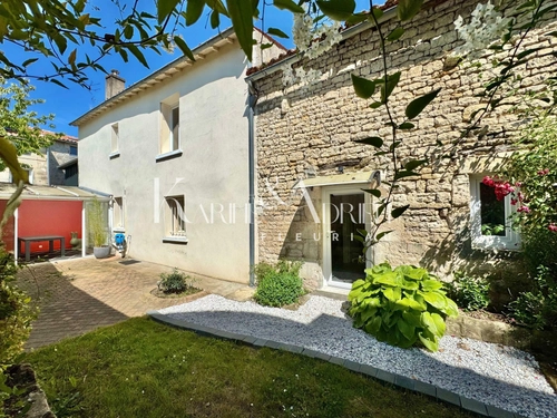 Image d'un maison 5 pièces 120 m² à 219000€ à fontenay-le-comte (85200)