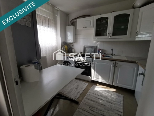 Image d'un appartement 4 pièces 74 m² à 139000€ à melun (77000)