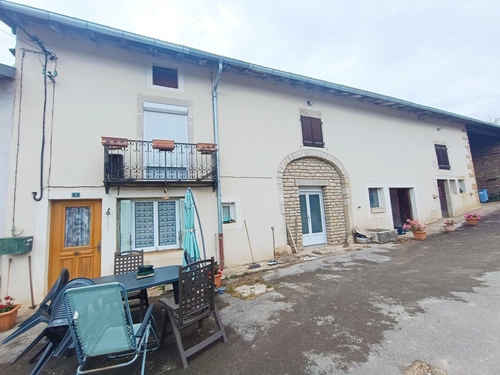 Image d'un maison 4 pièces 122 m² à 143000€ à arinthod (39240)