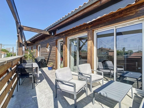 Image d'un appartement 4 pièces 114 m² à 350000€ à lormont (33310)
