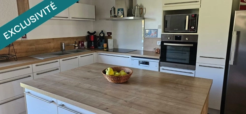 Image d'un maison 7 pièces 202 m² à 315000€ à bussac-sur-charente (17100)