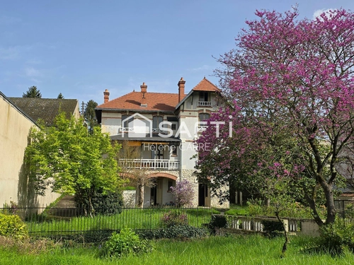 Image d'un maison 7 pièces 200 m² à 211000€ à vierzon (18100)