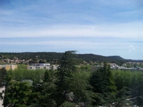 Image d'un appartement 5 pièces 110 m² à 94700€ à bagnols-sur-cèze (30200)