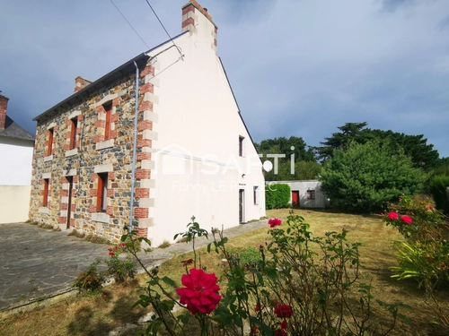 Image d'un maison 7 pièces 140 m² à 336000€ à plougrescant (22820)