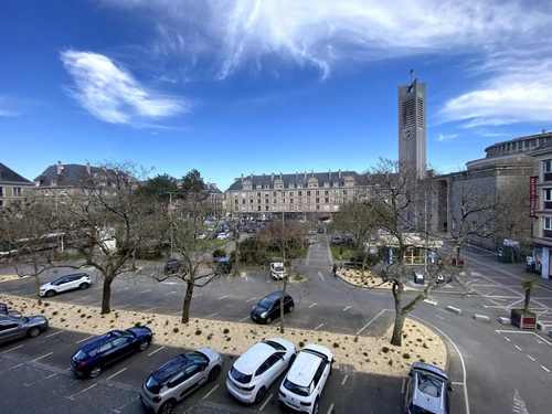 Image d'un appartement 6 pièces 183 m² à 338400€ à lorient (56100)