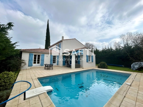 Image d'un maison 7 pièces 166 m² à 352500€ à niort (79000)