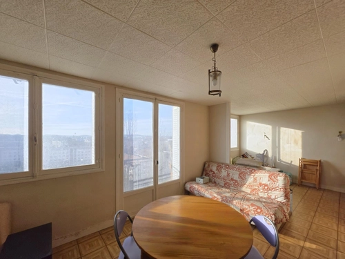 Image d'un appartement 4 pièces 73 m² à 70000€ à troyes (10000)