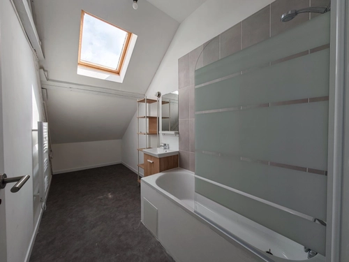 Image d'un appartement 3 pièces 90 m² à 850€ à anzin (59410)