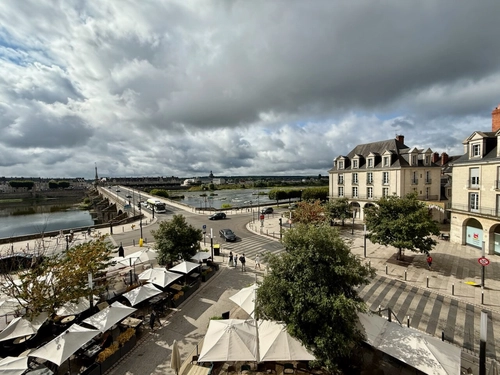 Image d'un appartement 3 pièces 75 m² à 196000€ à blois (41000)