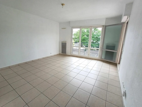 Image d'un appartement 2 pièces 41 m² à 140000€ à melun (77000)