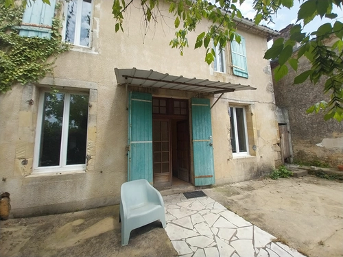 Image d'un maison 6 pièces 236 m² à 134000€ à sainte-croix-du-mont (33410)