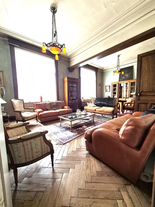 Image d'un maison 10 pièces 242 m² à 399380€ à cambrai (59400)