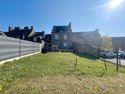 Image d'un maison 10 pièces 300 m² à 273000€ à plancoët (22130)