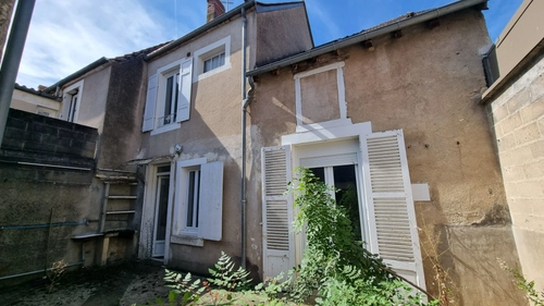 Image d'un maison 3 pièces 81 m² à 72500€ à dun-sur-auron (18130)