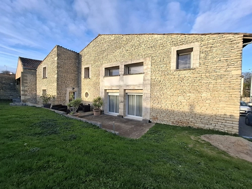 Image d'un maison 6 pièces 220 m² à 400900€ à mauzé-sur-le-mignon (79210)