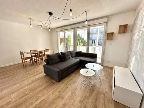 Image d'un appartement 2 pièces 50 m² à 850€ à bordeaux (33200)