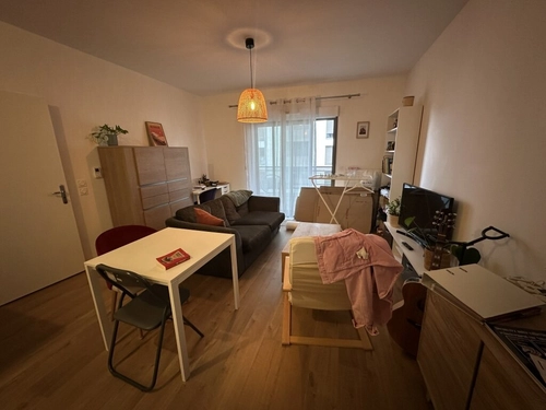 Image d'un appartement 2 pièces 46 m² à 647.84€ à bordeaux (33200)