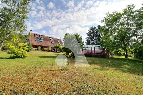 Image d'un maison 9 pièces 250 m² à 650000€ à nesles-la-vallée (95690)