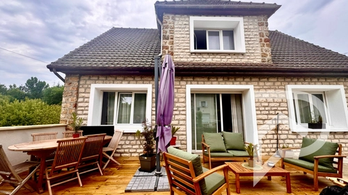 Image d'un maison 7 pièces 140 m² à 380000€ à crépy-en-valois (60800)