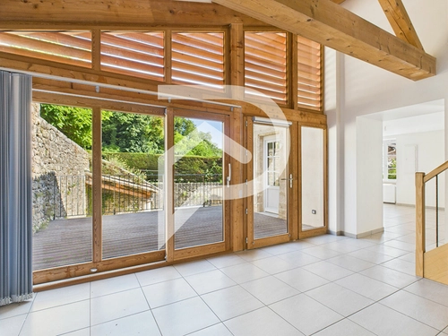 Image d'un maison 6 pièces 112 m² à 1350€ à grane (26400)
