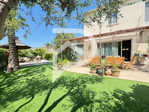 Image d'un maison 7 pièces 143 m² à 679000€ à le grau-du-roi (30240)