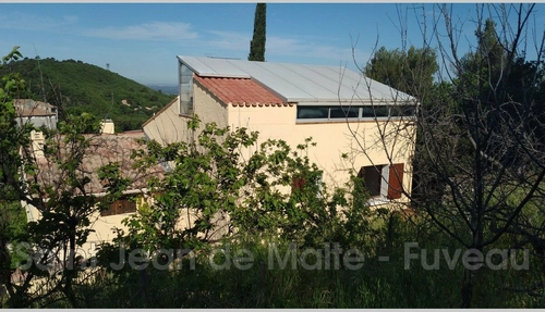 Image d'un maison 8 pièces 190 m² à 560000€ à mimet (13105)