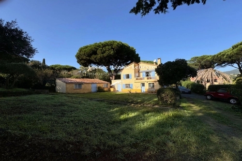 Image d'un maison 10 pièces 240 m² à 2750000€ à sainte-maxime (83120)