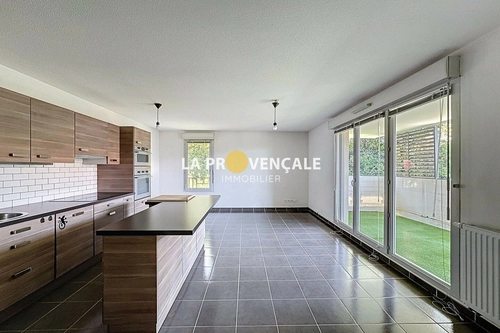 Image d'un appartement 3 pièces 54 m² à 263000€ à trets (13530)