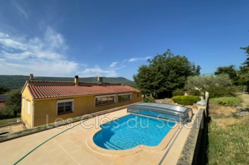 Image d'un maison 4 pièces 105 m² à 399000€ à sainte-anastasie-sur-issole (83136)